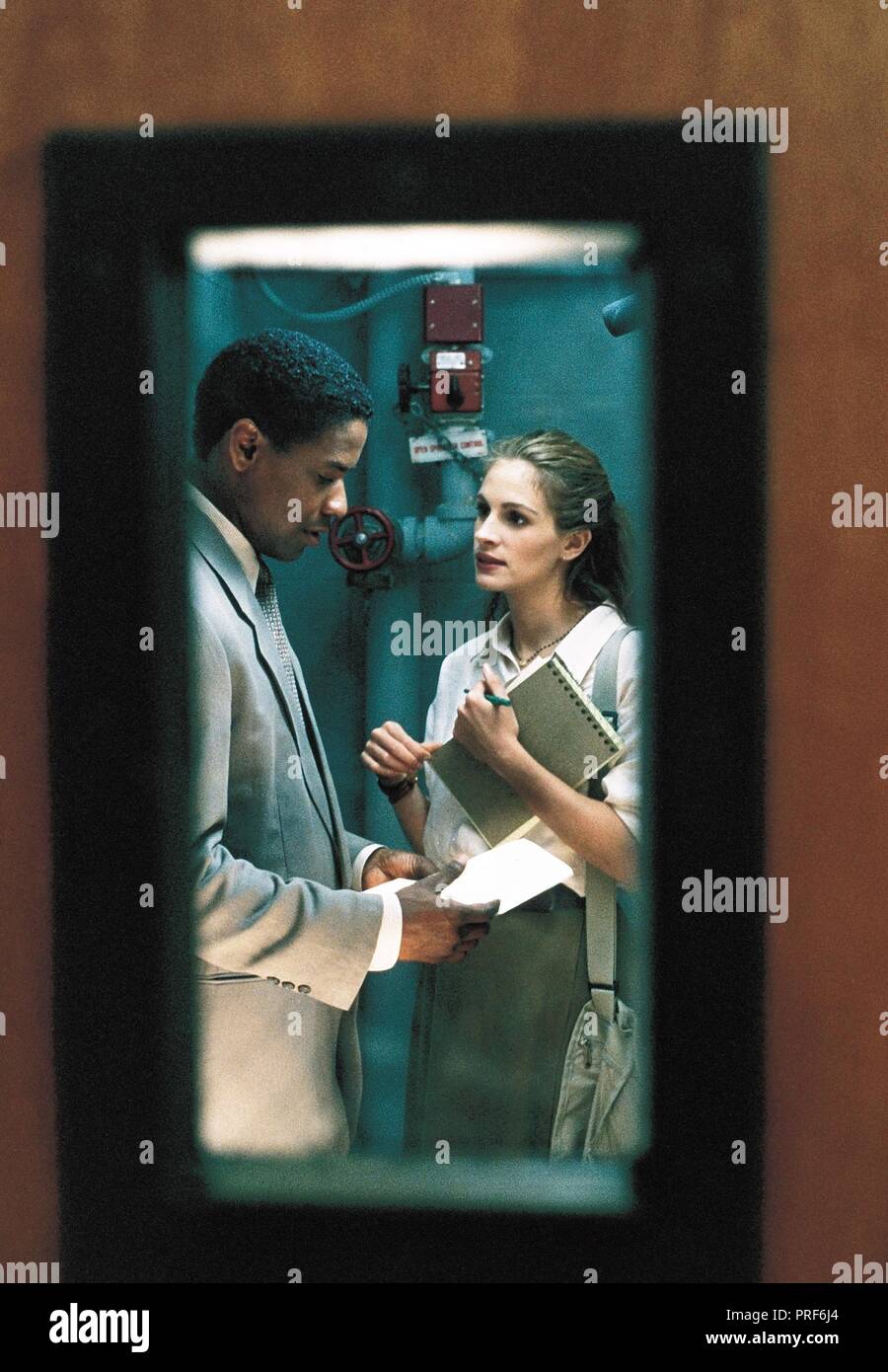 Original Film Titel: THE PELICAN BRIEF. Englischer Titel: The Pelican BRIEF. Jahr: 1993. Regie: Alan J. flog Pakula. Stars: Julia Roberts und Denzel Washington. Quelle: WARNER BROTHERS/Album Stockfoto