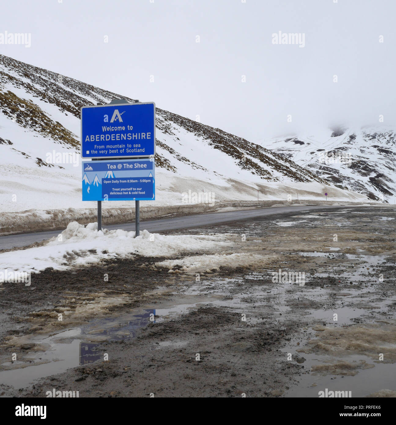 Zu Aberdeenshire Schild an der Grenze auf der A 93 am Glen Shee, Aberdeenshire, Highlands, Schottland, UK Willkommen Stockfoto