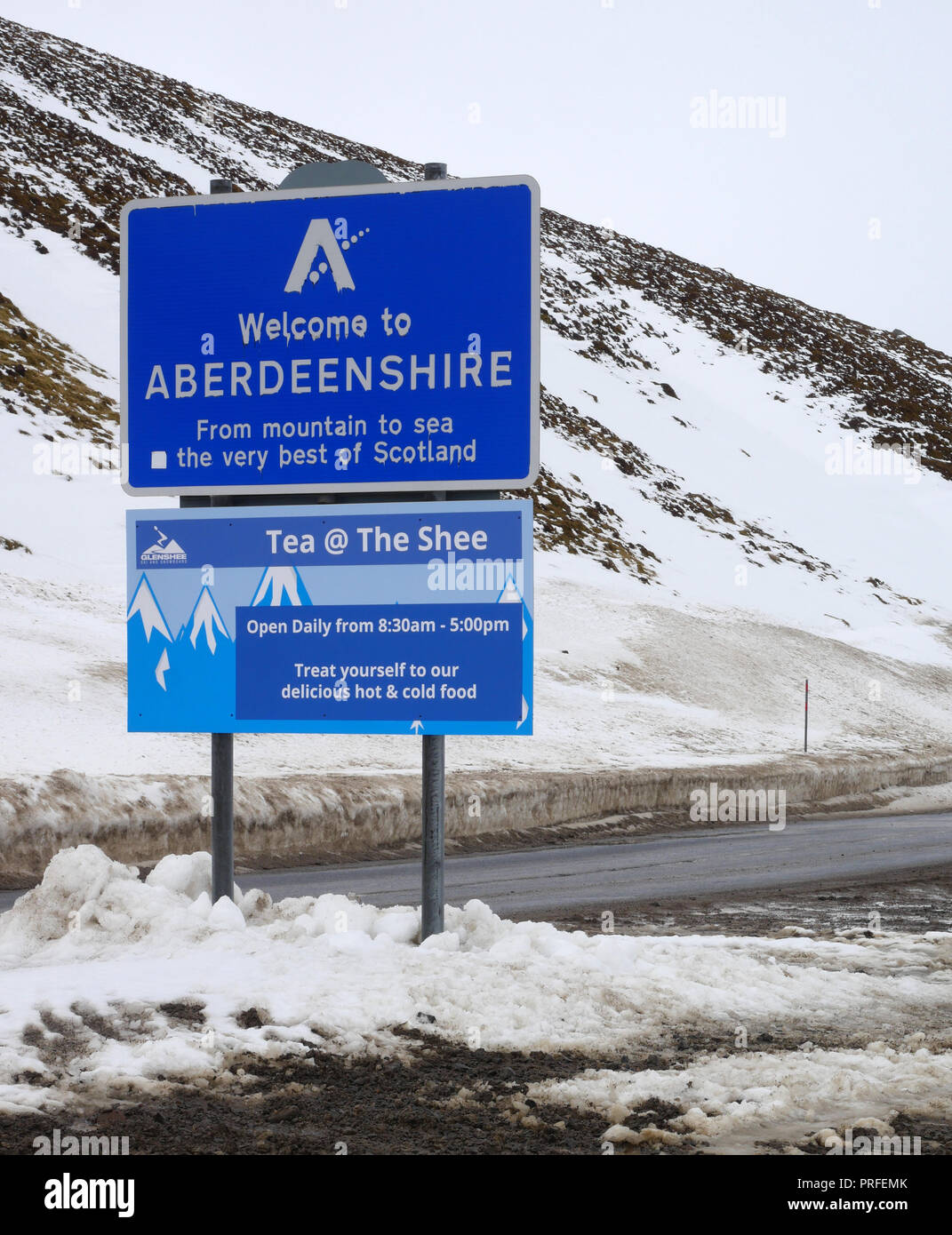 Zu Aberdeenshire Schild an der Grenze auf der A 93 am Glen Shee, Aberdeenshire, Highlands, Schottland, UK Willkommen Stockfoto