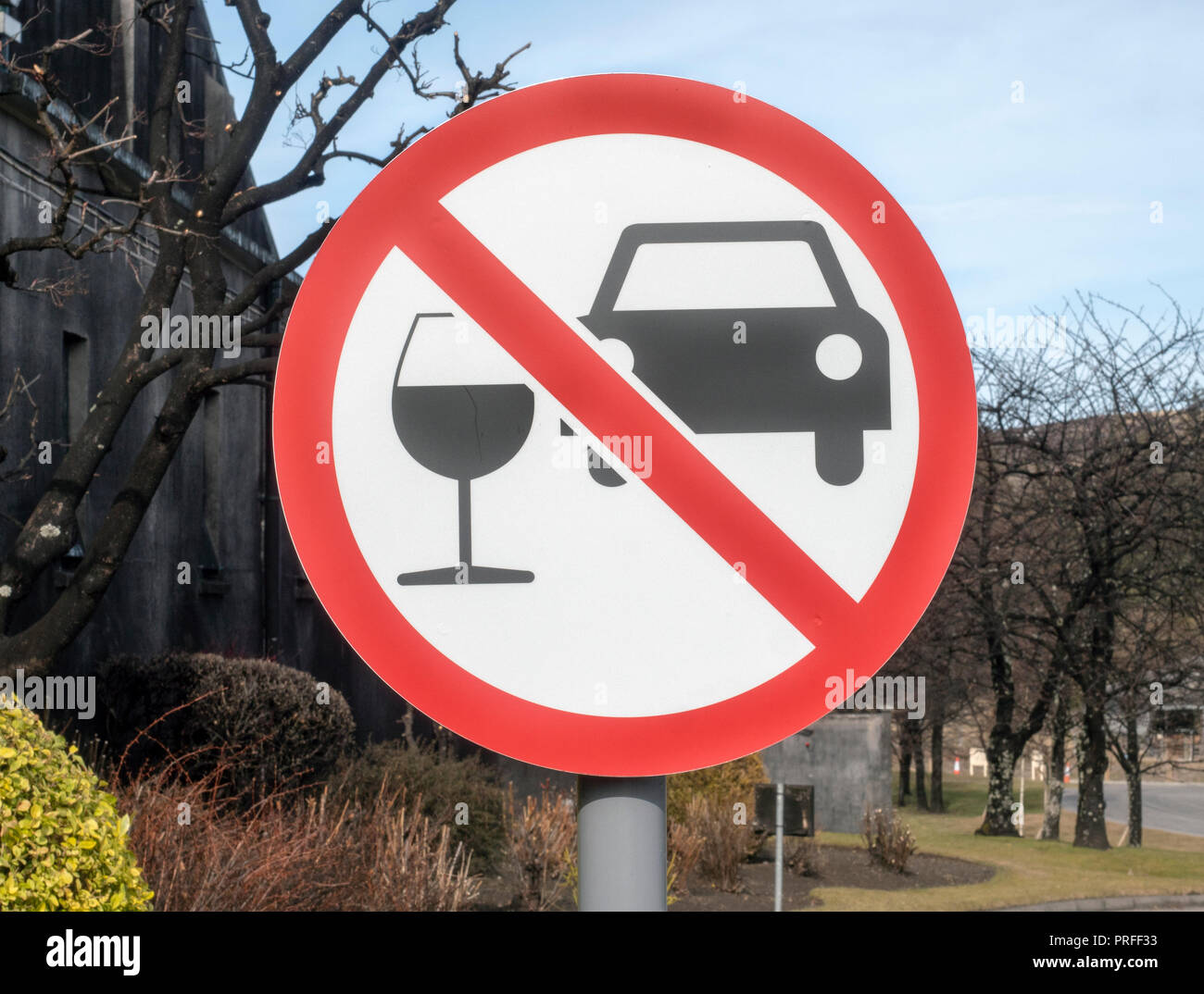 'Don't Drink und Antrieb "Straßenverkehr Warnschild, Schottland, Großbritannien. Stockfoto