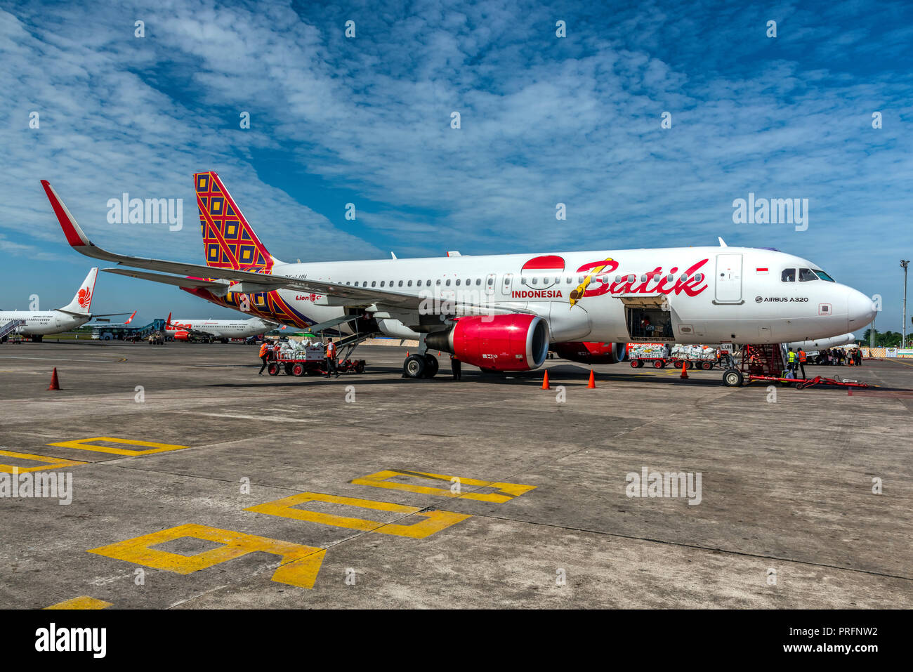 Batik Air Indonesien Airbus A320, dem Flughafen Makassar, Sulawesi, Indonesien Stockfoto