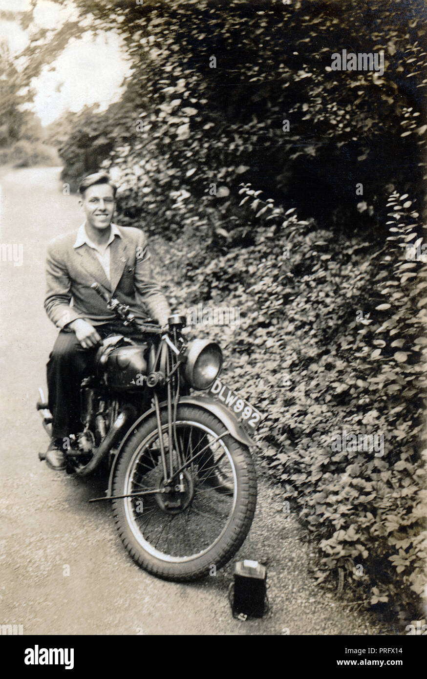 Mann auf einem 1932 Panther Motorrad ca. 1932 Stockfoto