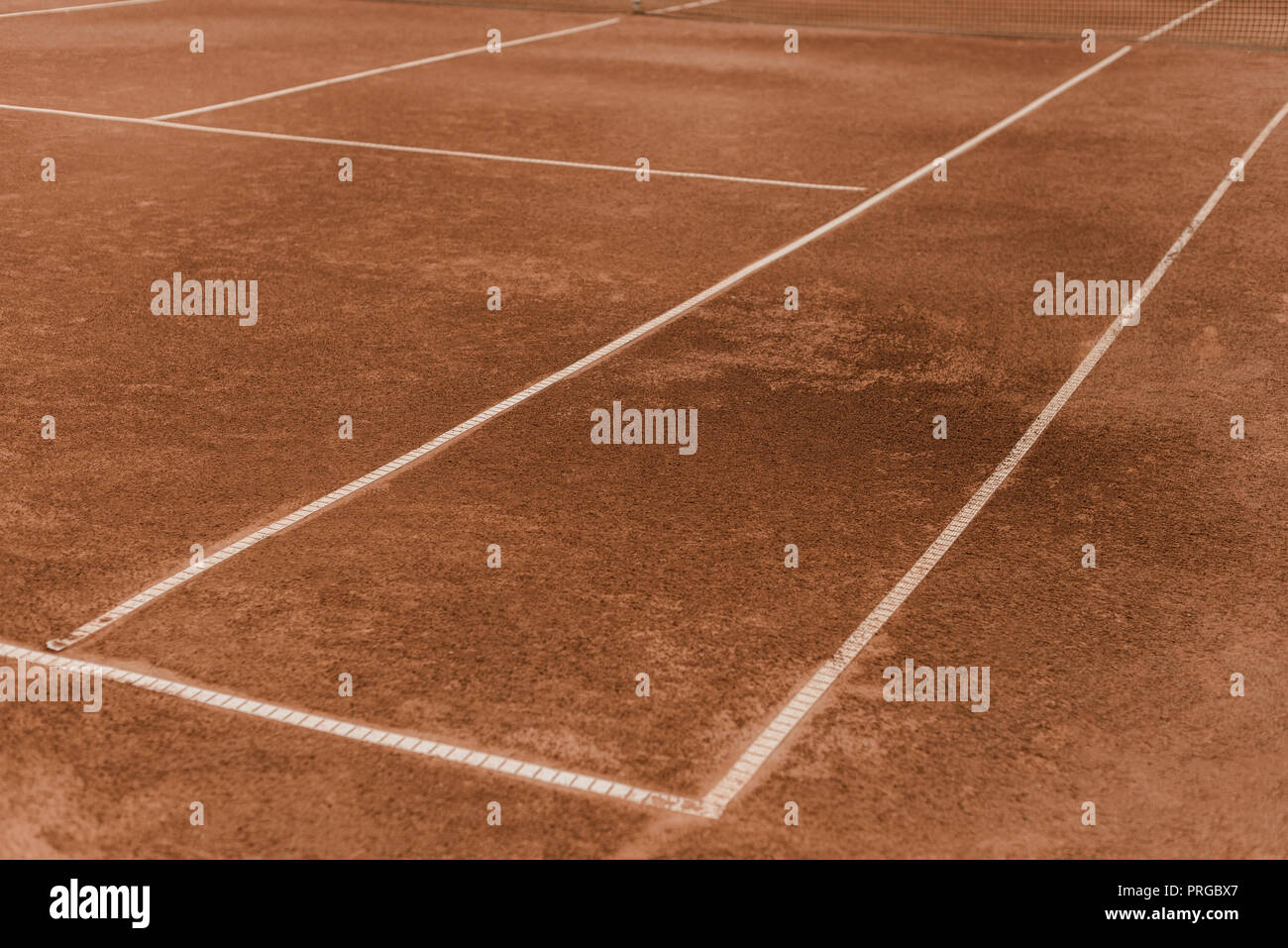 Braun Tennisplatz mit weißer Markierung Linien Stockfoto