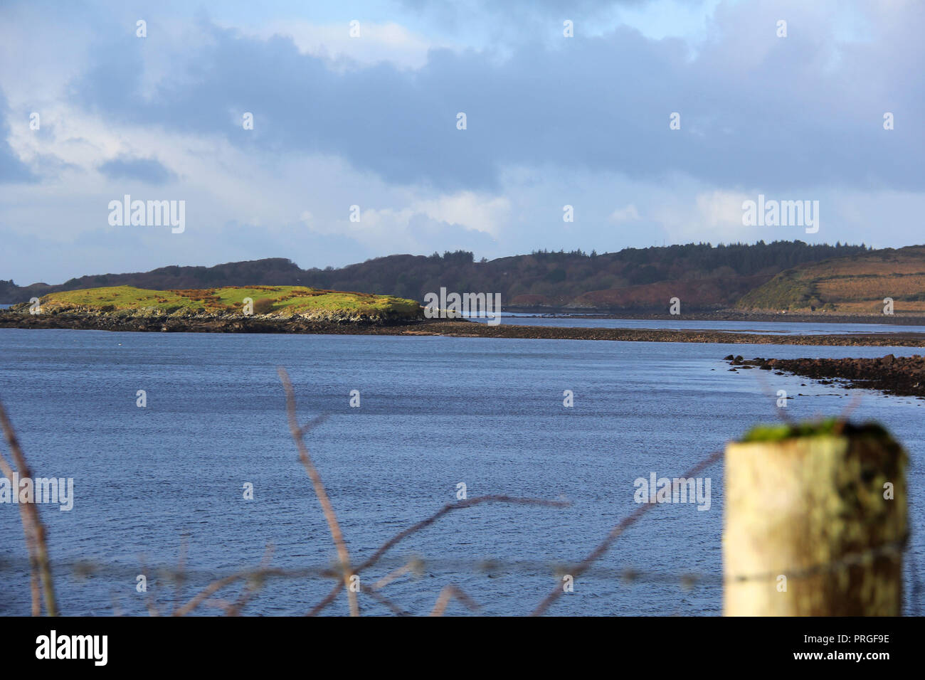 tiefblaue Meer Stockfoto