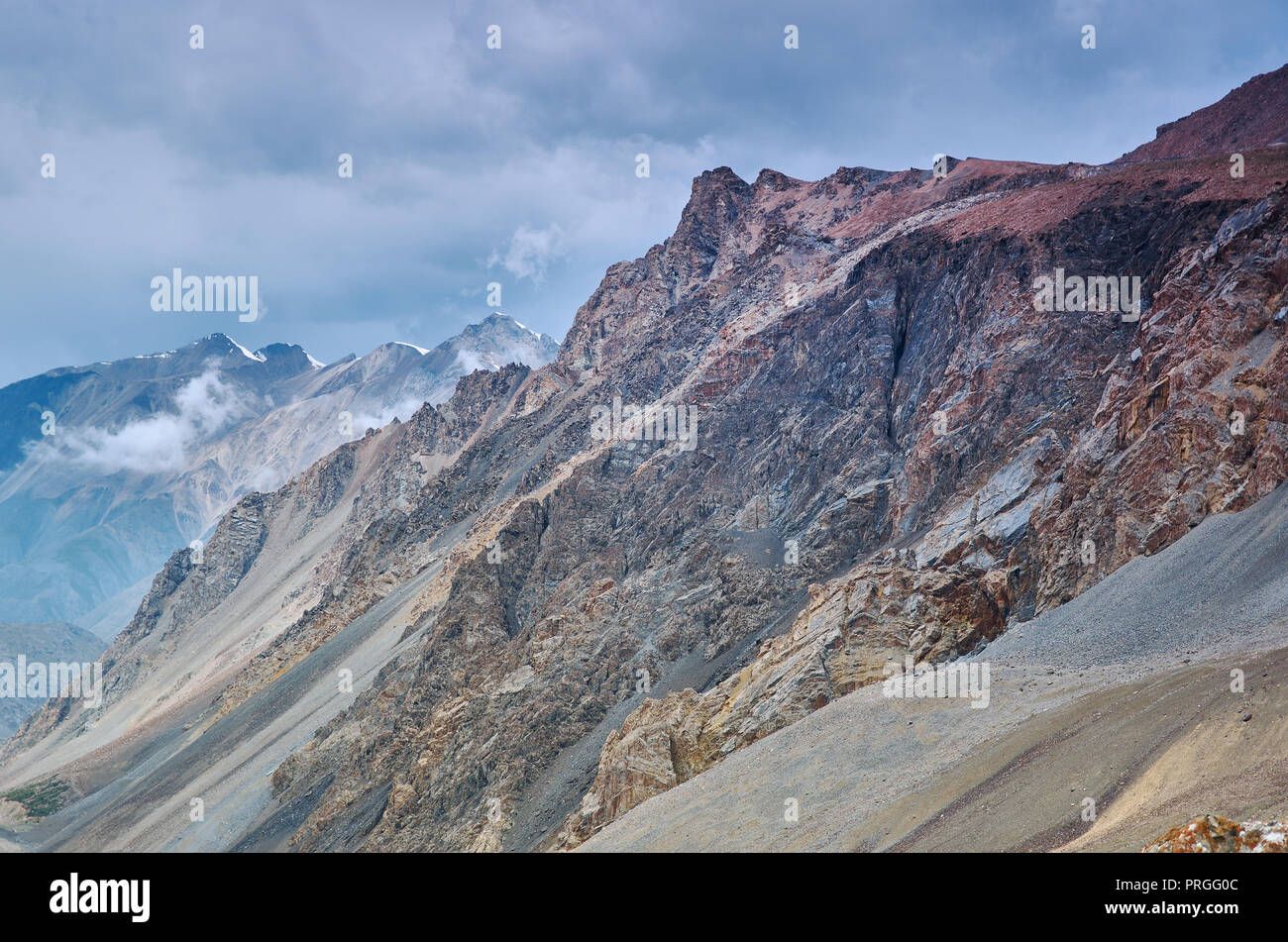 Barskoon Schlucht, schöne Sicht auf die Berge, Kirgisistan, Zentralasien Stockfoto