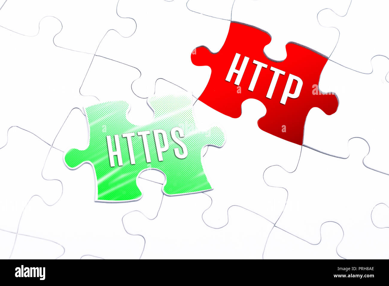 Die Worte, die HTTPS und HTTP in ein fehlendes Stück Puzzle Stockfoto