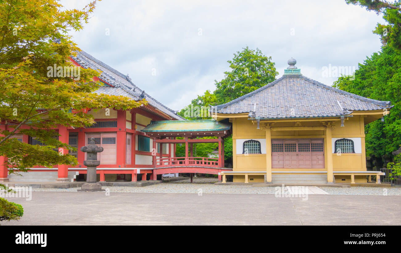 Tokio, Japan. September 10, 2018. Alte abandonned Tempel für Touristen geschlossen. Ueno Park, Tokio, Japan. Stockfoto