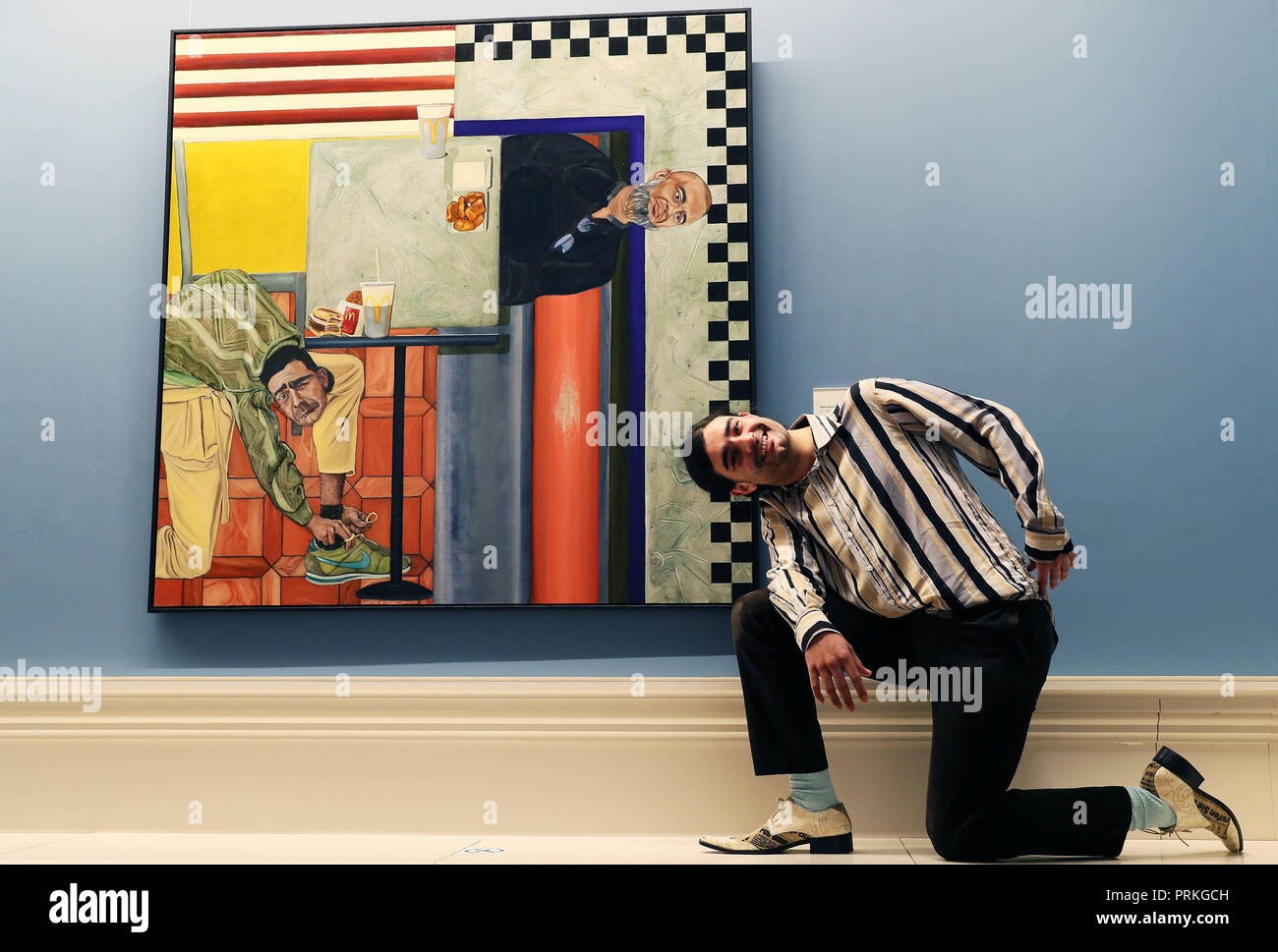 Salvatore Fullam mit seinem Stück "Ich und mein Vater in McDonalds' auf einer Pressekonferenz in Dublin wie der National Gallery von Irland kündigte die Shortlist für den Zürich Portrait Preis. Der Gewinner wird am Montag verkündet werden, 22. Oktober 2018. Stockfoto