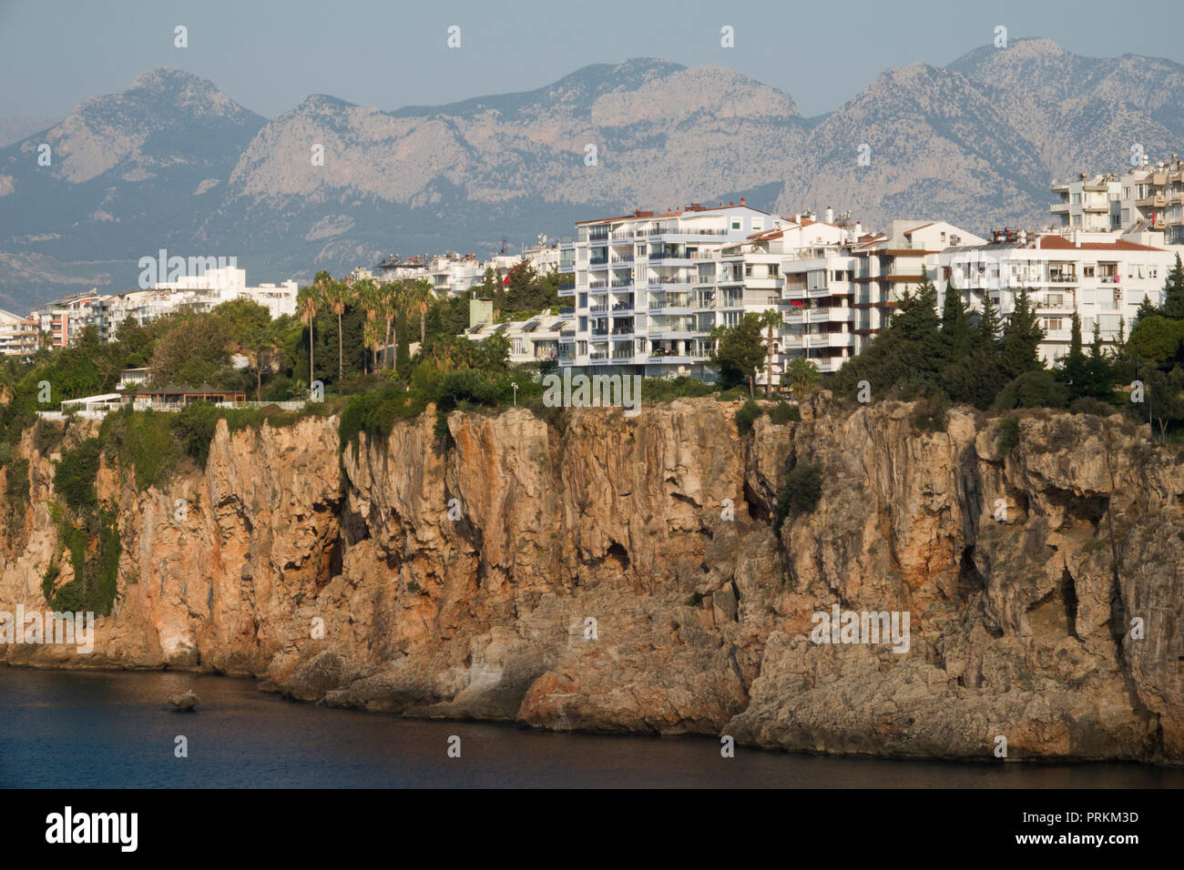 Dramatische Küste an der türkischen Riviera in Antalya, Türkei Stockfoto