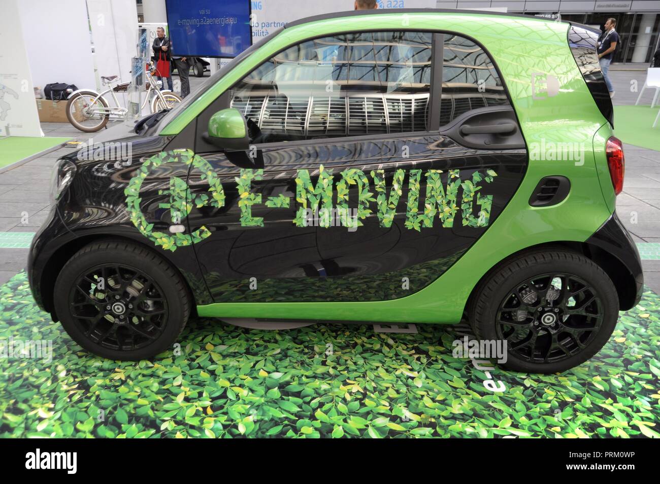 Mailand (Italien), die erste internationale Konferenz von Elektrofahrzeugen 'E Mob 2018 geladen wird!" Stockfoto