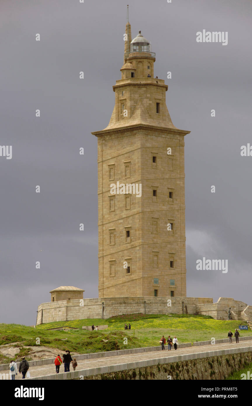 Spanien. Galizien. A Coruna. Punta de Orzan. Turm des Herkules. Antike römische Leuchtturm. Es wurde im 2.Jahrhundert gebaut (Trajano Kaisers Zeiten) und im Jahre 1791 durch Eustaqui Giannini reformiert. Stockfoto