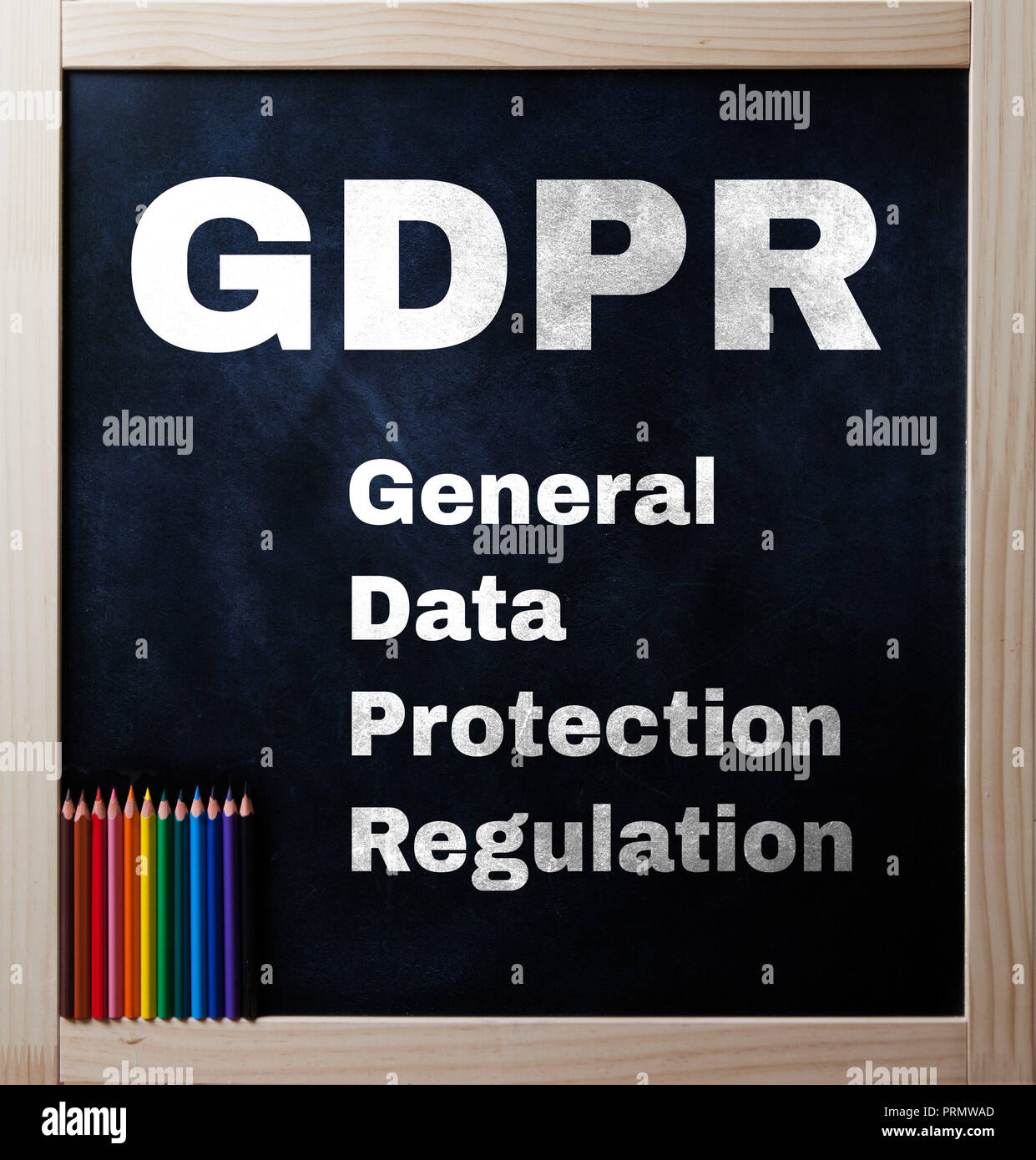 Allgemeine Daten Protectioin Verordnung Text auf schwarzen Tafel Stockfoto