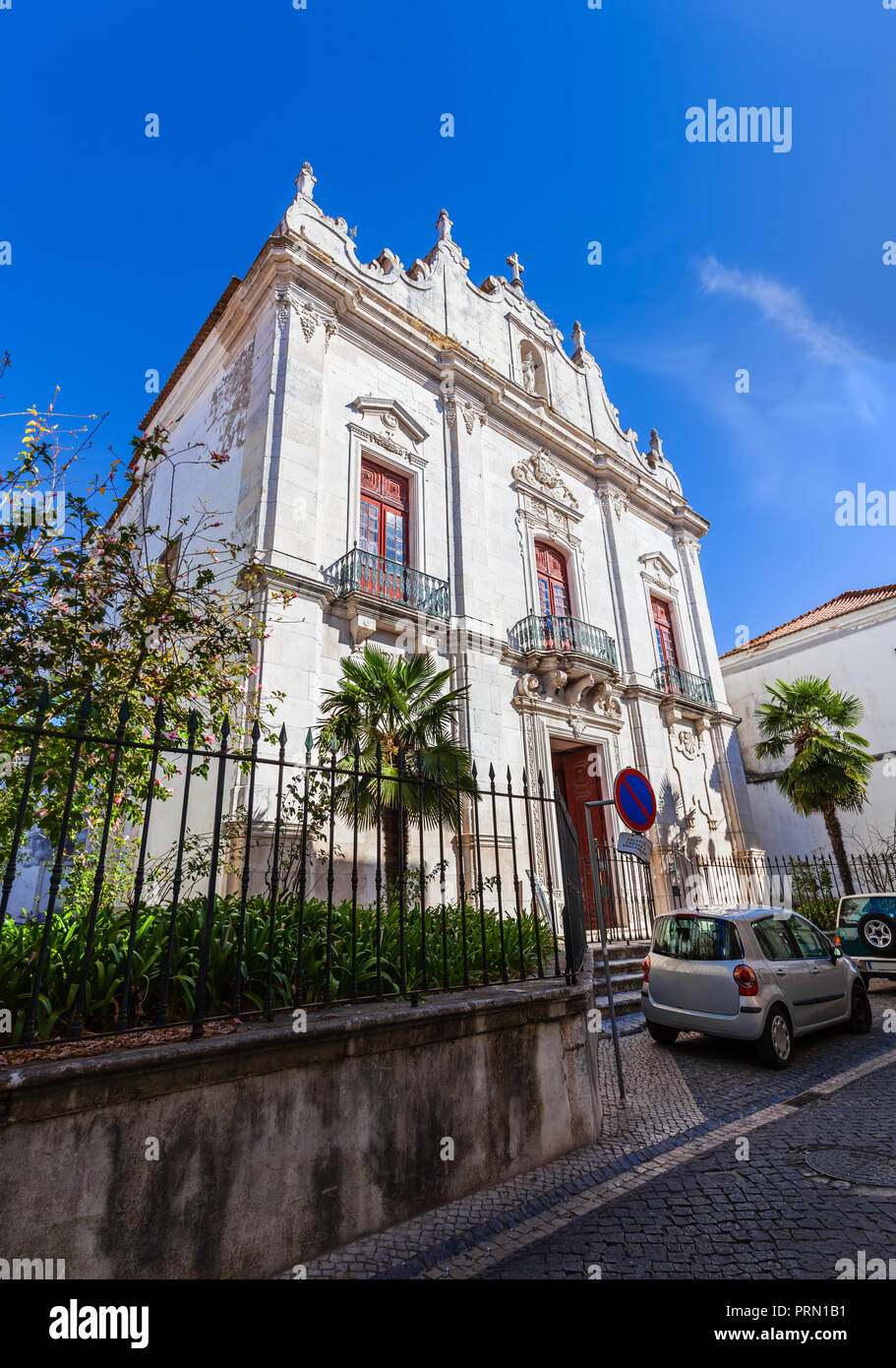 Santarem, Portugal. Igreja da Misericordia Kirche. 16. jahrhundert Hall-Church in der späten Renaissance Architektur mit einem barocken Fassade Stockfoto