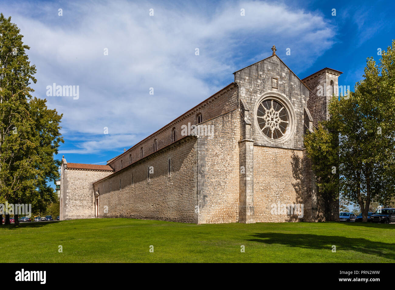 Igreja de Santa Clara Kirche Teil der ehemaligen Kloster Santa Clara in der Stadt Santarem, Portugal - 13. Jahrhundert Bettelmönch gotische Architektur Stockfoto