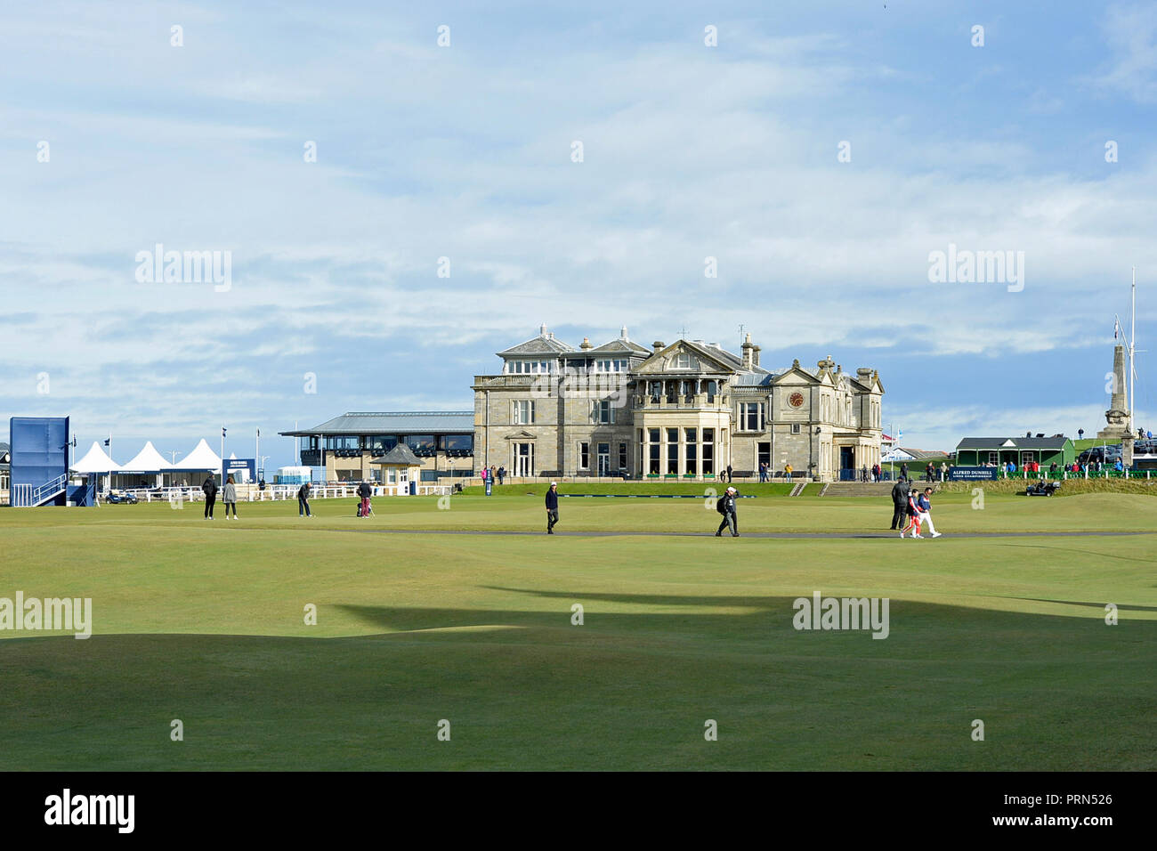 St Andrews, Schottland, Vereinigtes Königreich, 03, Oktober, 2018. Die Szene auf dem alten Kurs, St Andrews, erhalten Spieler in Ihrer Praxis runden vor Beginn der Dunhill Links Championship. © Ken Jack/Alamy leben Nachrichten Stockfoto