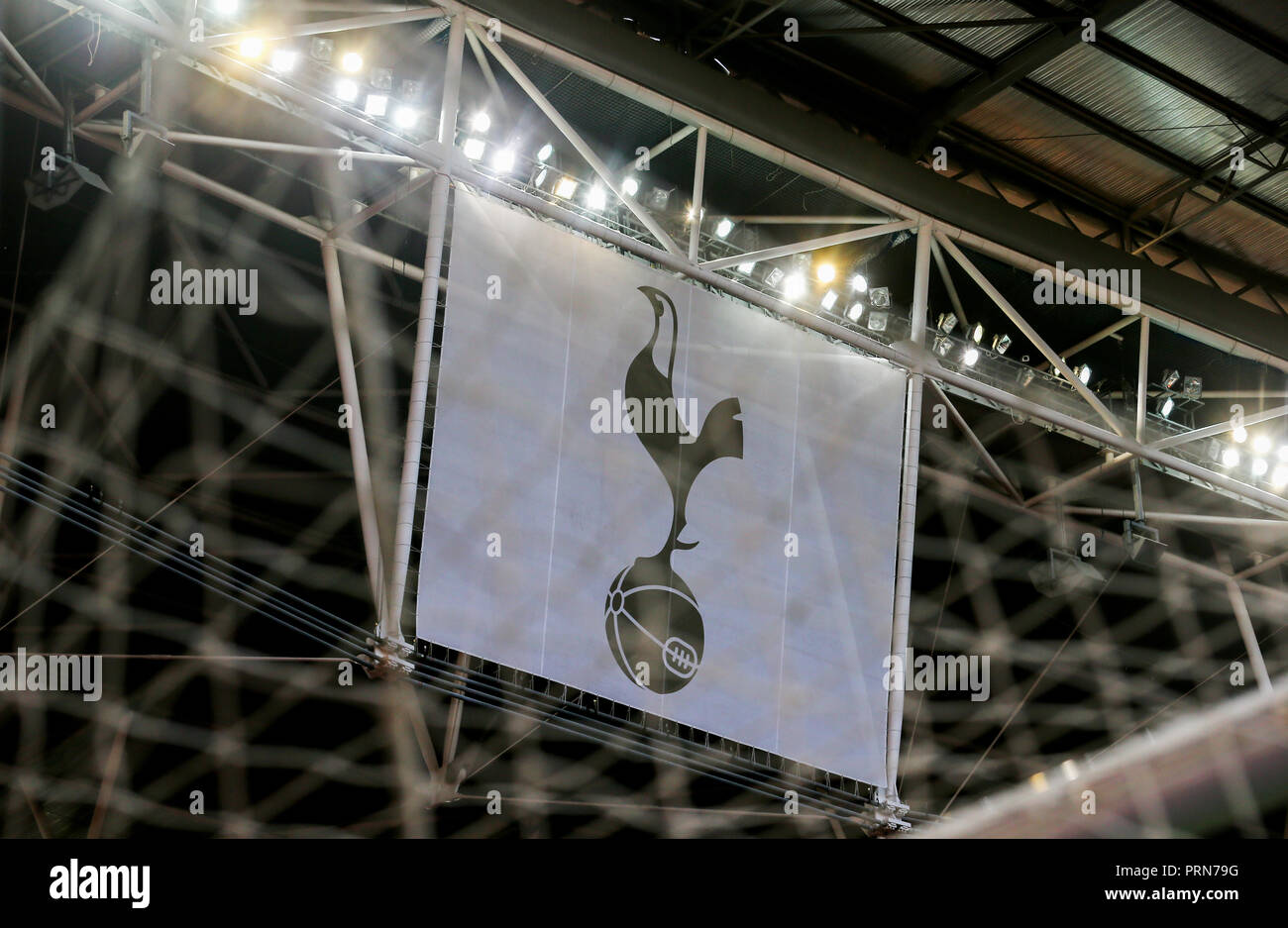 Wembley Stadion, London, UK. 3. Okt 2018. Allgemeine Ansicht von Wembley Stadium vor dem UEFA Champions League Gruppe B Übereinstimmung zwischen den Tottenham Hotspur und Barcelona im Wembley Stadion auf den 3. Oktober 2018 in London, England. (Foto von Leila Credit: PHC Images/Alamy leben Nachrichten Stockfoto