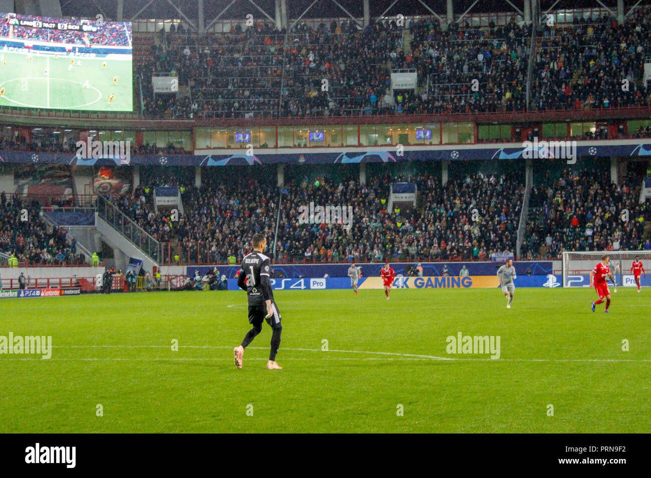 Moskau, Russland. 3. Oktober, 2018. UEFA Champions League: Lokomotive Moskau v Schalke 04. Lokomotive Torwart Credit: Alex Cavendish/Alamy leben Nachrichten Stockfoto