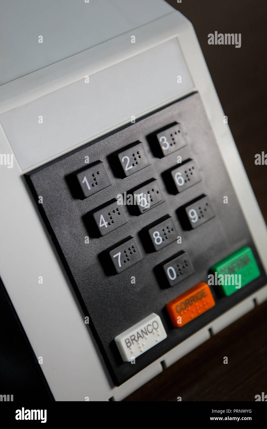 São Paulo, SP, Brasilien 25-05-2012 Nahaufnahme eines elektronischen Urne in Wahlen in Brasilien verwendet. Stockfoto