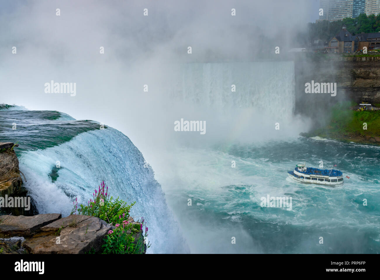 Mädchen des Nebels Ausflugsboot, Niagara Falls, Kanada Stockfoto