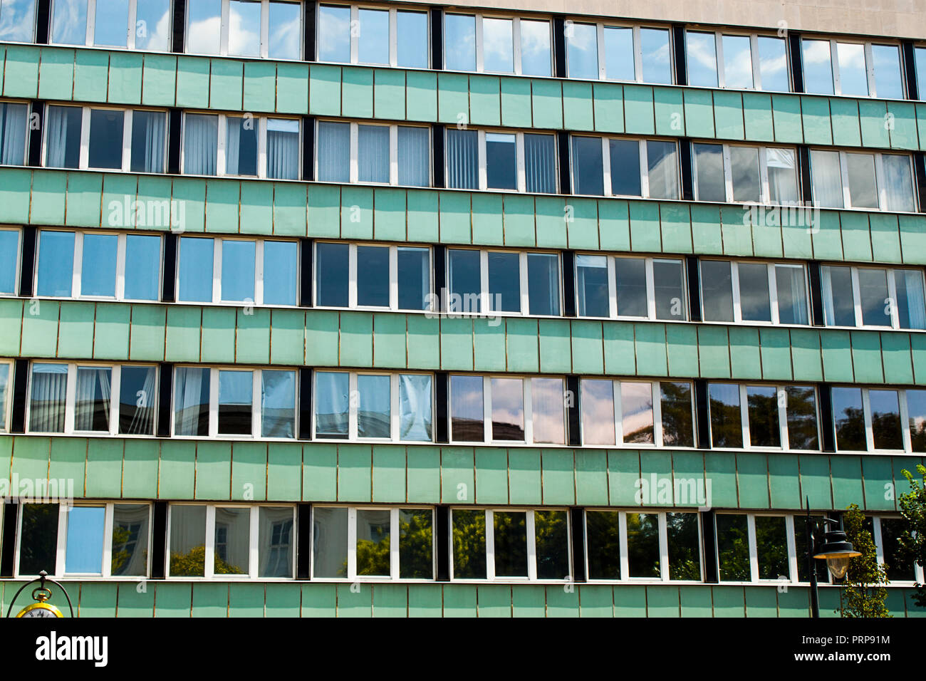 Kommunistischen Architektur in der Innenstadt von Budapest, Ungarn, Osteuropa. Kommunistischen architektonischen Hintergrund. Stockfoto