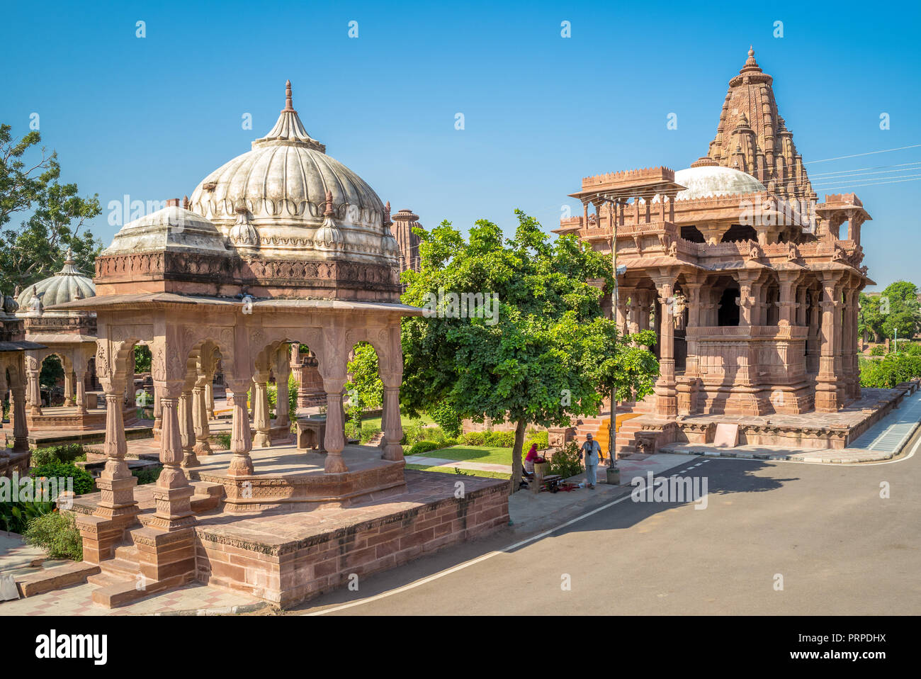 Tempel in Mandore Garten in der Nähe von Blue City, Jodhpur Stockfoto