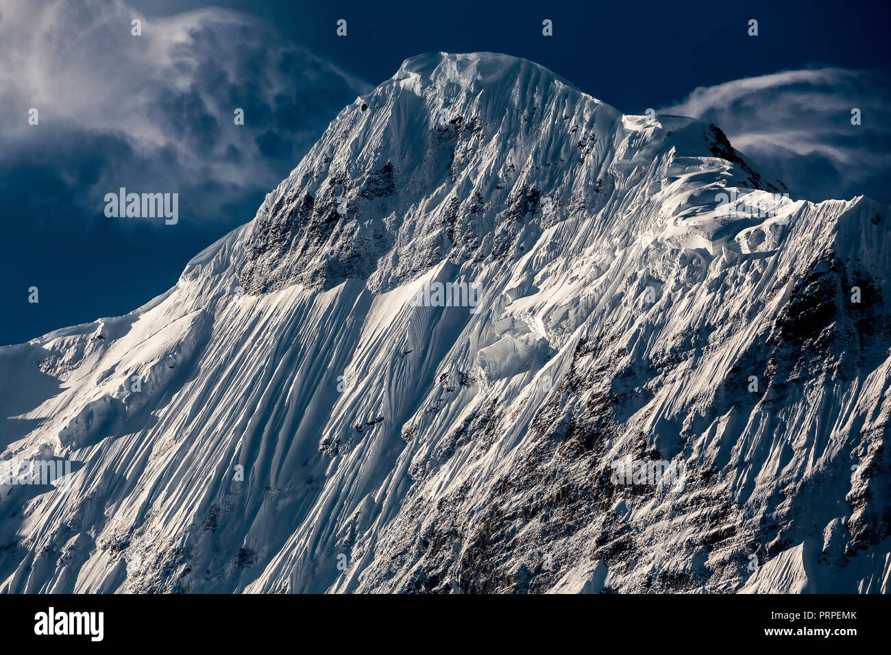 Mt. Nilgiri, Ansicht von Jomsom, Dorf. Mustang, Nepal. Stockfoto