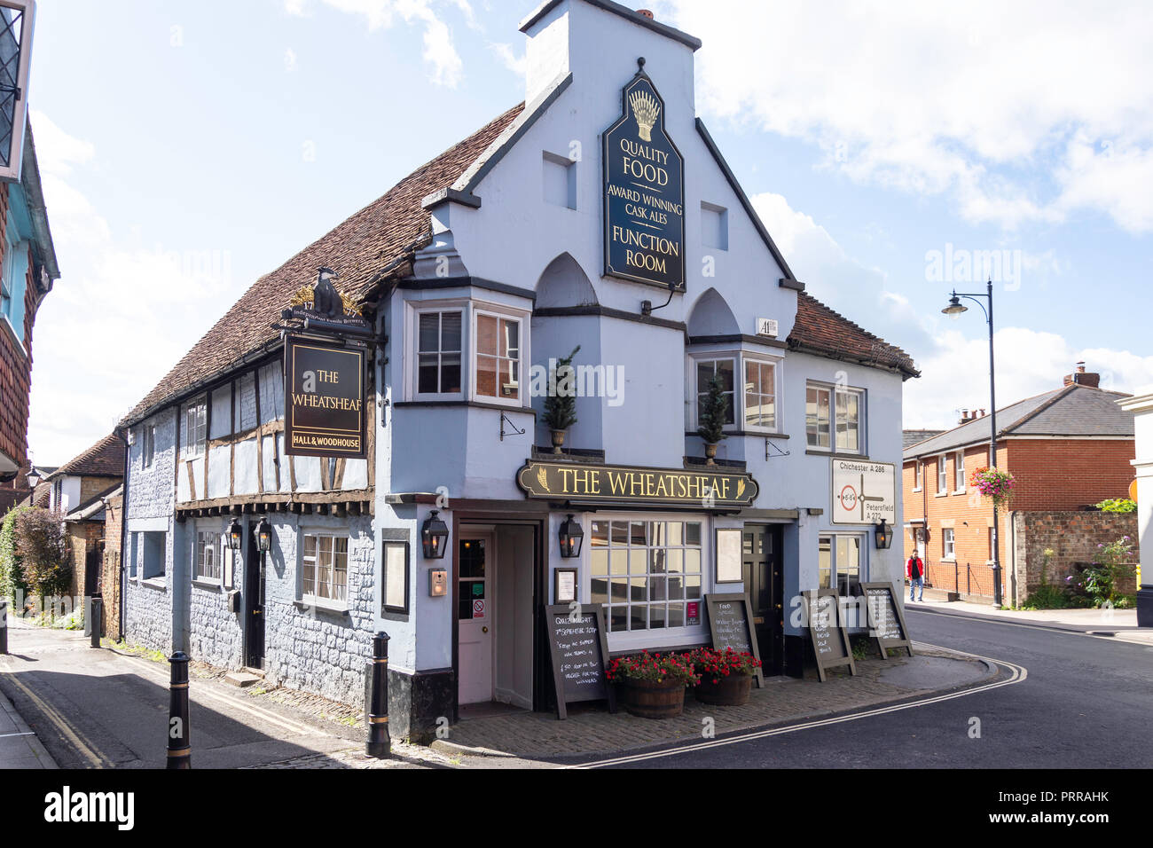 15. jahrhundert The Wheatsheaf Pub, Wolle Lane, Midhurst, West Sussex, England, Vereinigtes Königreich Stockfoto