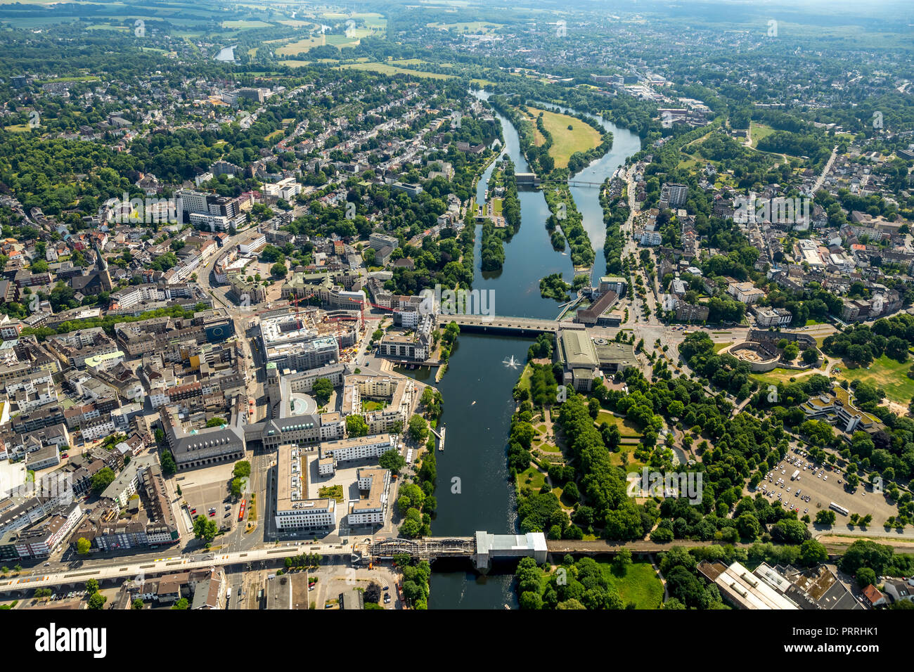 Mülheimer Innenstadt mit Blick auf Ruhrbania und Ruhrpromenade, Ruhr und Rathaus, StadtQuartiers Schlossstraße, SQS Stockfoto