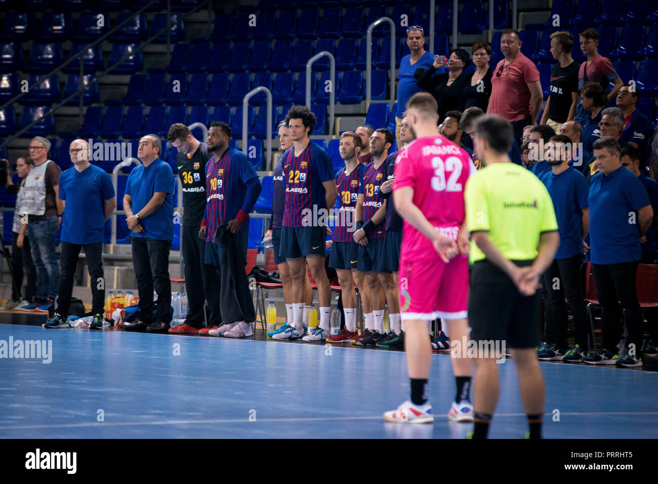 2. Oktober 2018, Palau Blaugrana, Barcelona, Spanien; Liga ASOBAL Handball; FC Barcelona Lassa versus CB Cangas; Kevin Müller, Cedric Sorhaindo, Thiag Stockfoto