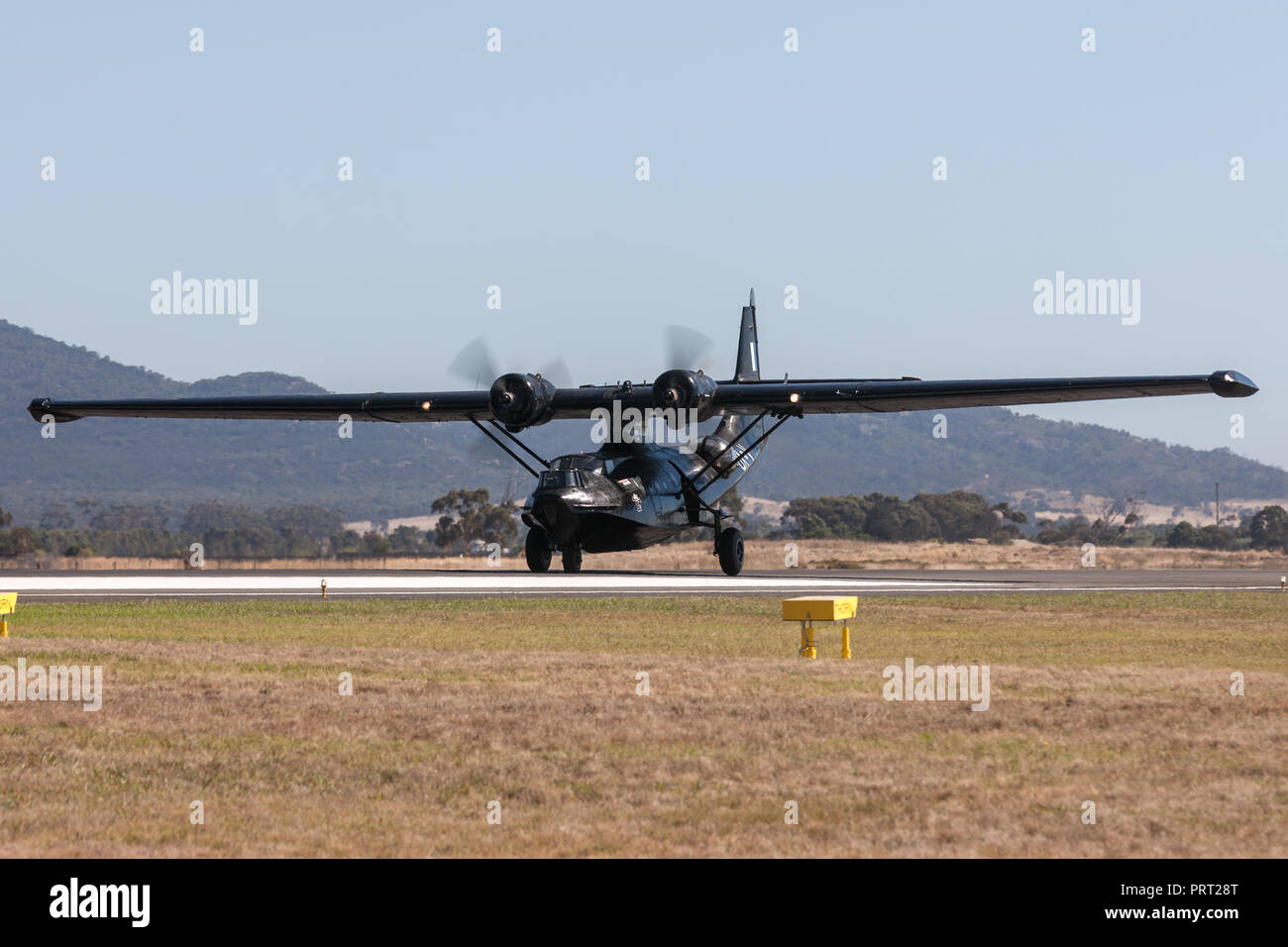Consolidated PBY Catalina Flugboot VH-PBZ betrieben, die von der historischen Aircraft Restoration Society (HARS) das Tragen der berühmten ÔBlack CatsÕ livery her Stockfoto