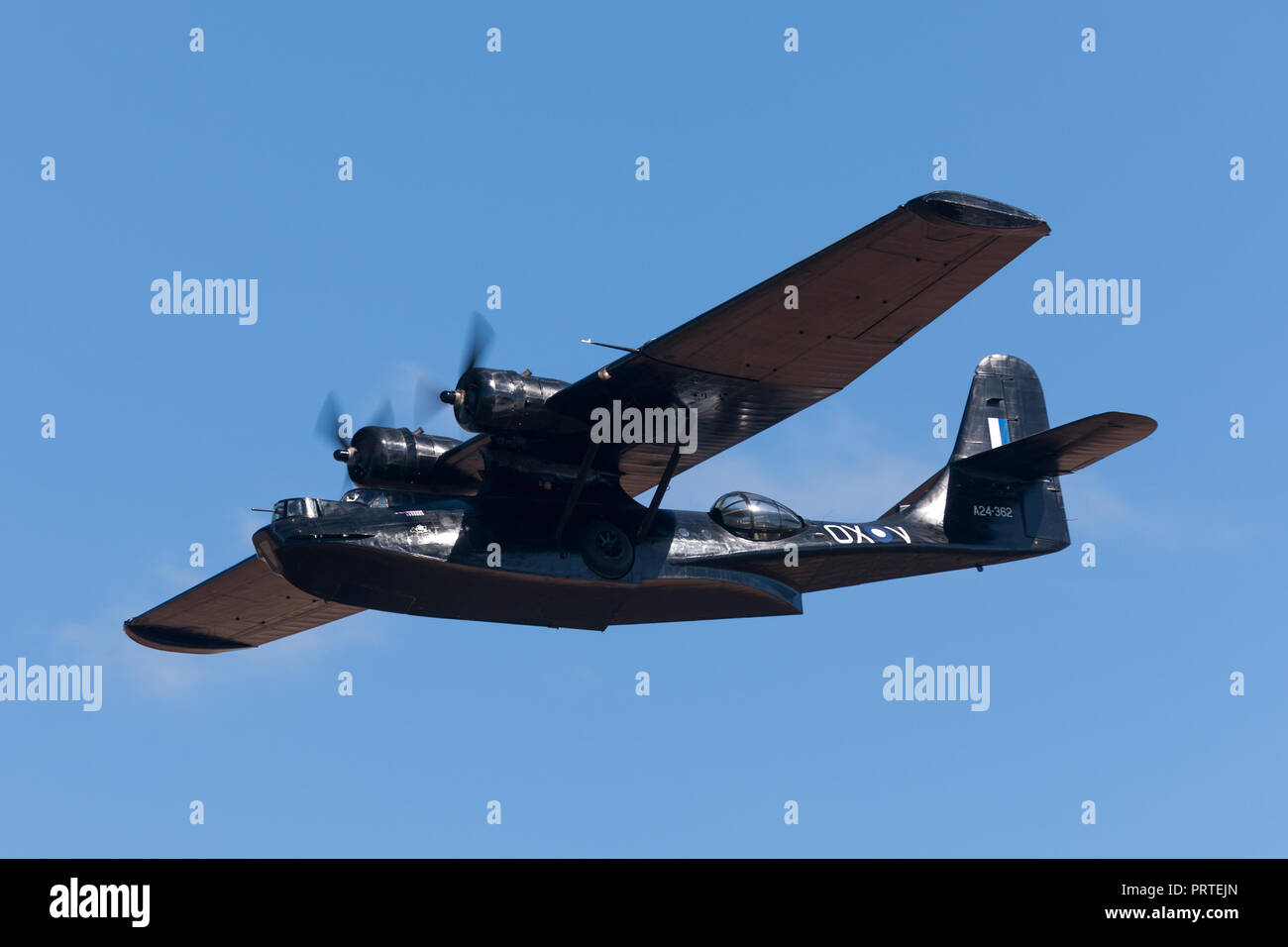 Consolidated PBY Catalina Flugboot VH-PBZ betrieben, die von der historischen Aircraft Restoration Society (HARS) das Tragen der berühmten ÔBlack CatsÕ livery her Stockfoto