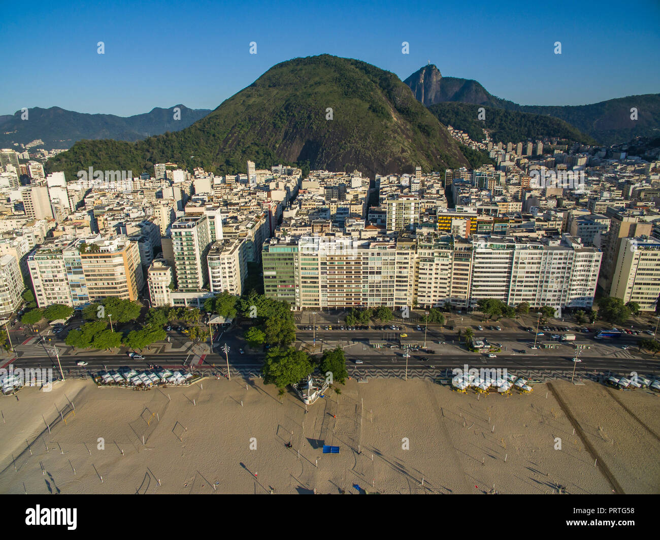 Copacabana Strand im Stadtteil Copacabana, Rio de Janeiro, Brasilien. Südamerika. Der