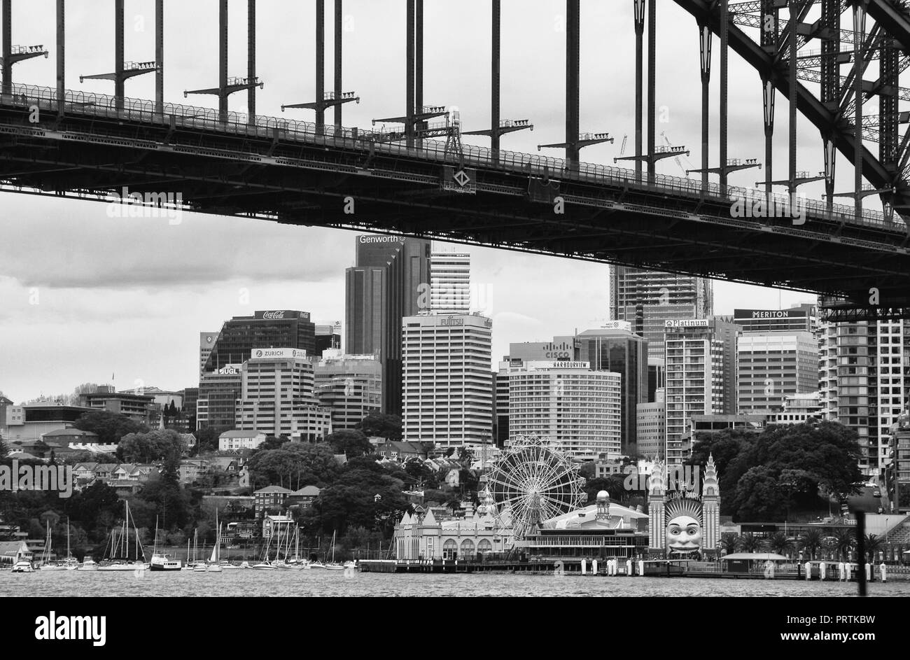 Die Sydney Harbour Bridge und das Stadtbild Stockfoto