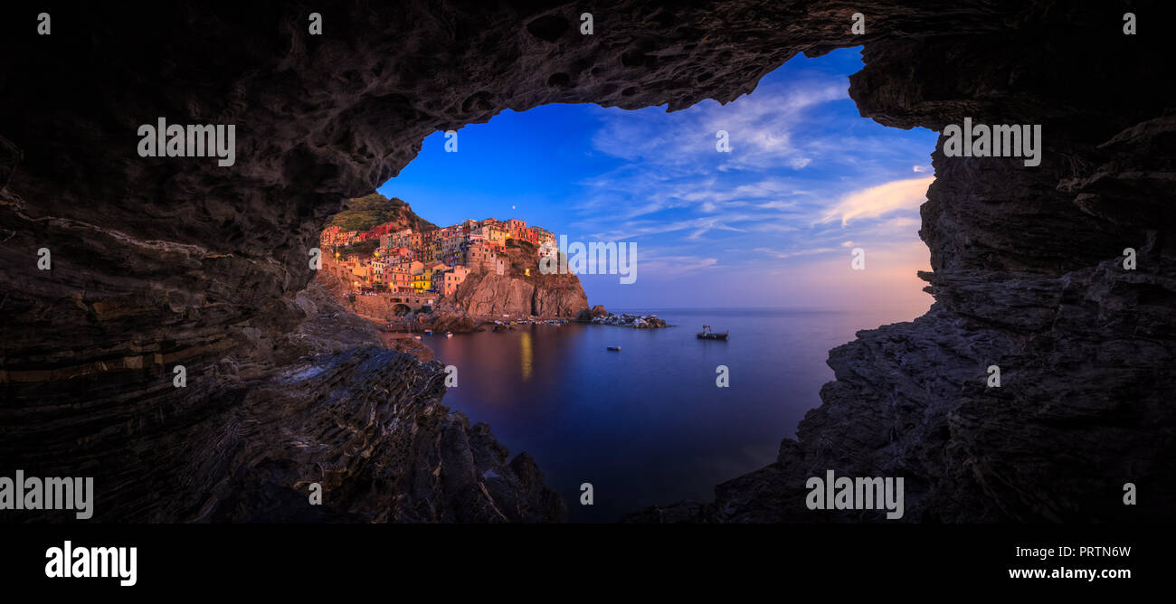 Manarola Sonnenuntergang Panorama Stockfoto