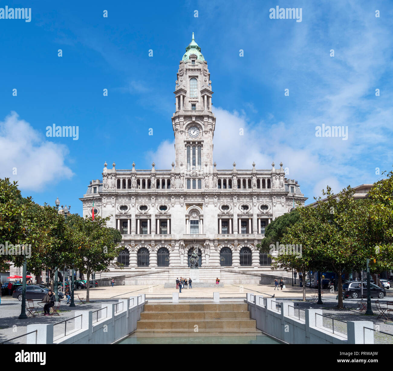 Das Rathaus, die Praça do Municipio, der Avenida dos Aliados, Porto, Portugal Stockfoto