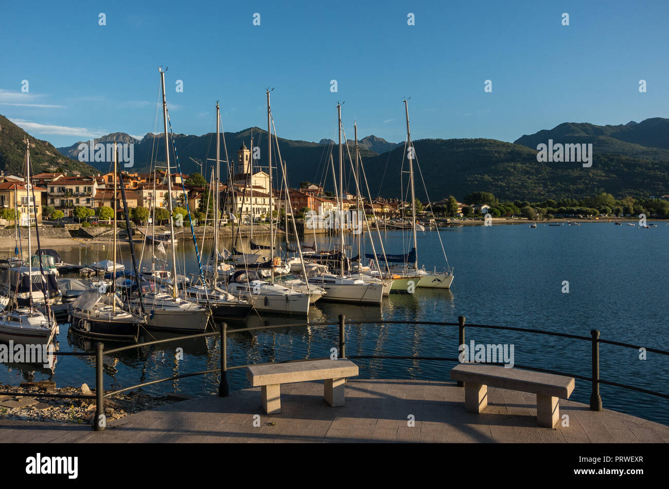 Feriolo, Italien - 2 September, 2018: Das kleine Dorf in der Nähe von Feriolo Baveno am Lago Maggiore, Piemont, Italien. Stockfoto