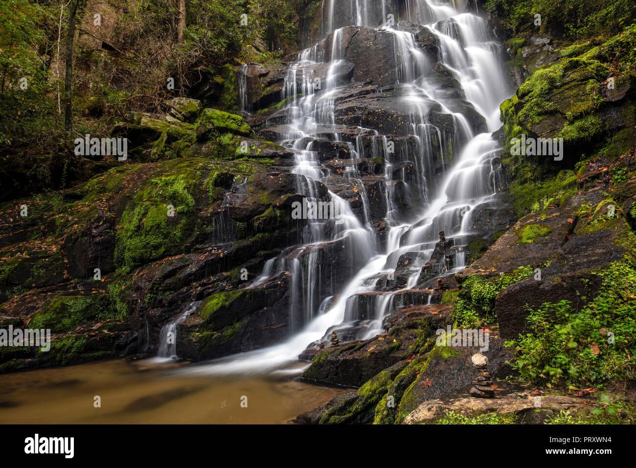 Eastatoe fällt - Rosman, North Carolina, USA Stockfoto