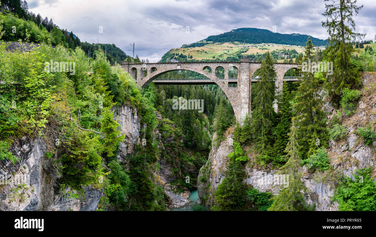 Schweiz, Graubünden Kanton, Solis Viadukt Stockfoto