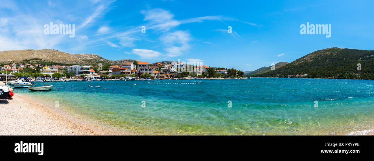 Kroatien, Adriaküste, Dalmatien, Region Split, Primošten, Blick auf die Halbinsel Grebaštica, Stockfoto