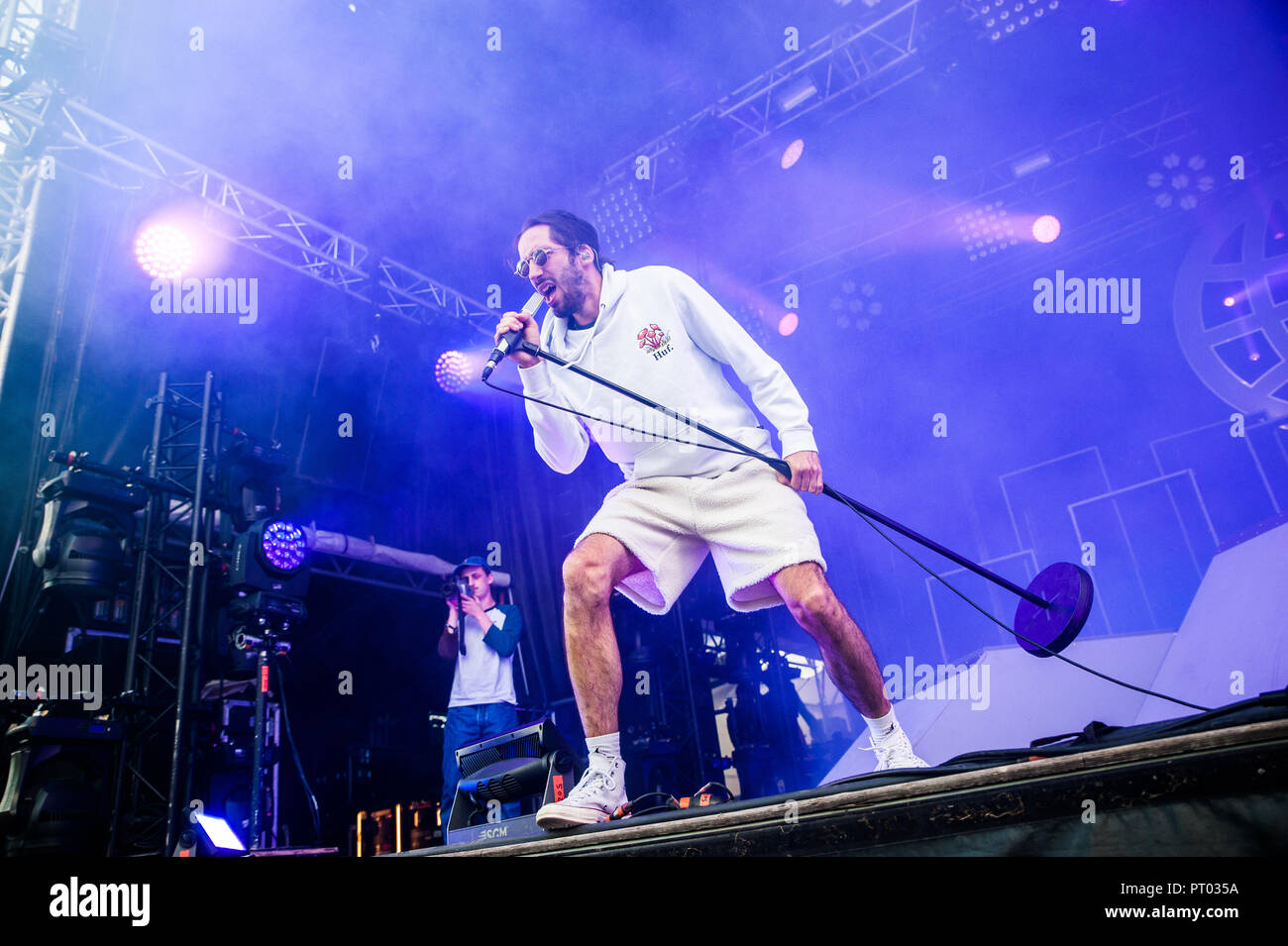 Rapper Lomepal auf der Bühne bei einem Konzert anlässlich der La Magnifique Gesellschaft Festival in Reims auf 2018/06/15 *** Local Caption *** Stockfoto