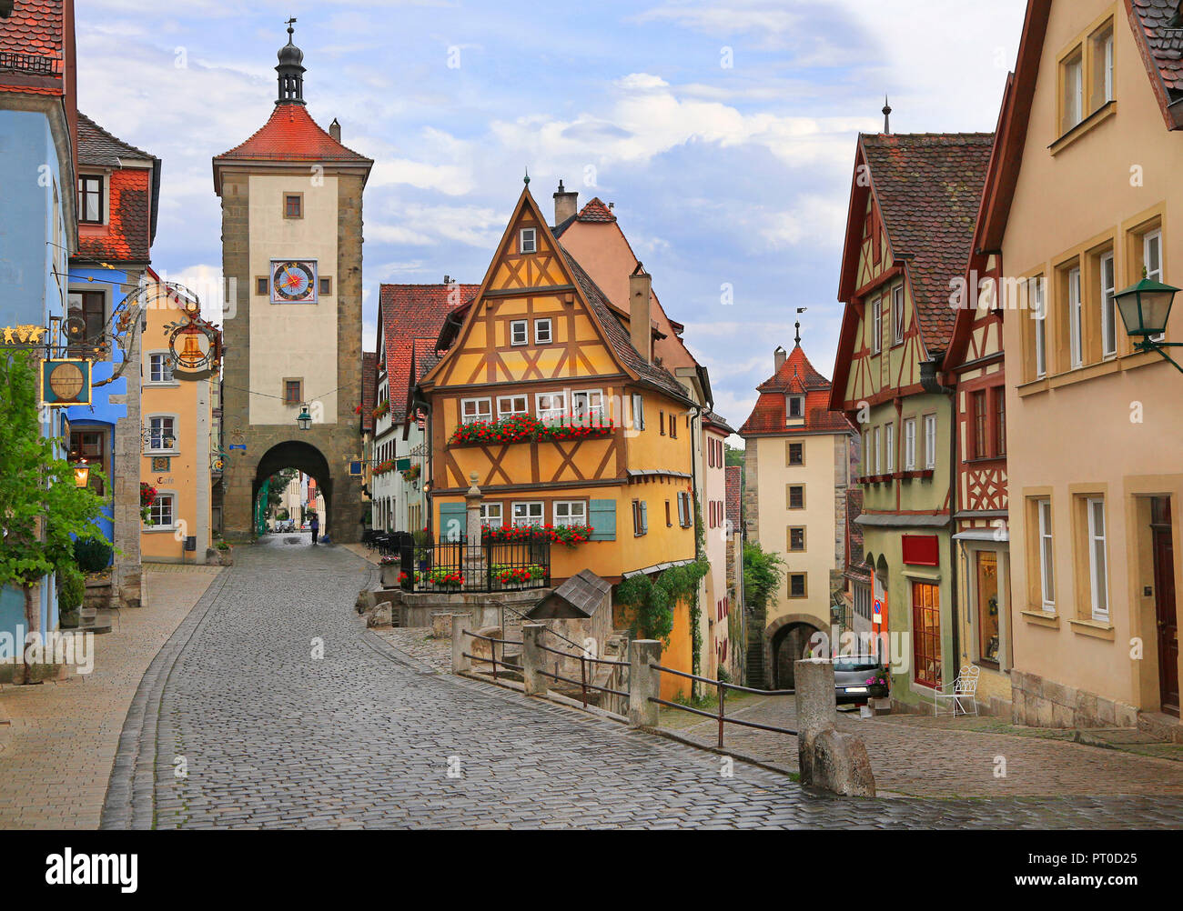 Mittelalterliche alte Straße in Rothenburg o.d. Tauber, Deutschland Stockfoto