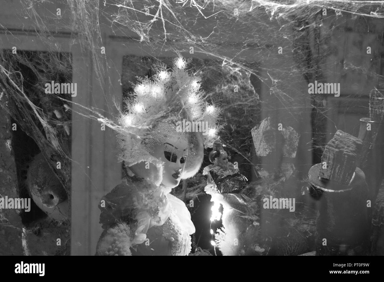 Der Geist unter Spinnweben Stockfoto