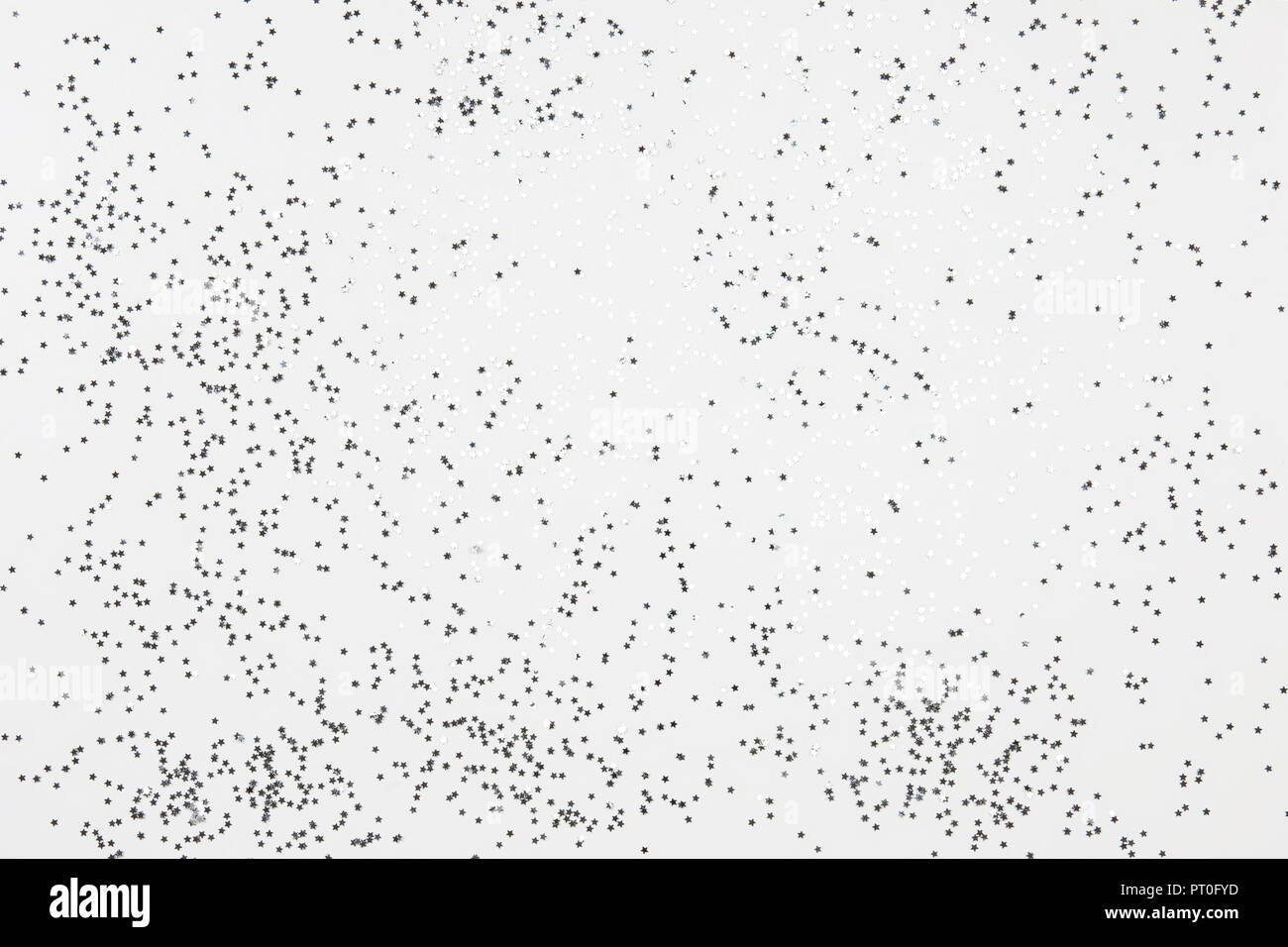 Muster aus Weihnachten silber Dekorationen. Ansicht von oben, flach von Sternen ang Glitter Stockfoto