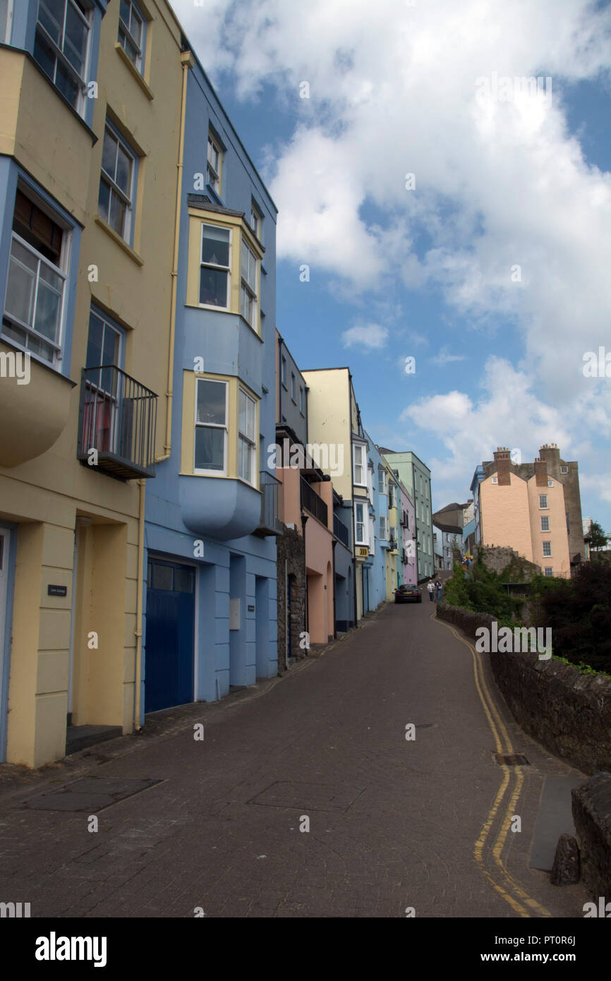 PEMBROKESHrIE; TENBY; HÄUSER IN CRACKWELL STRASSE Stockfoto