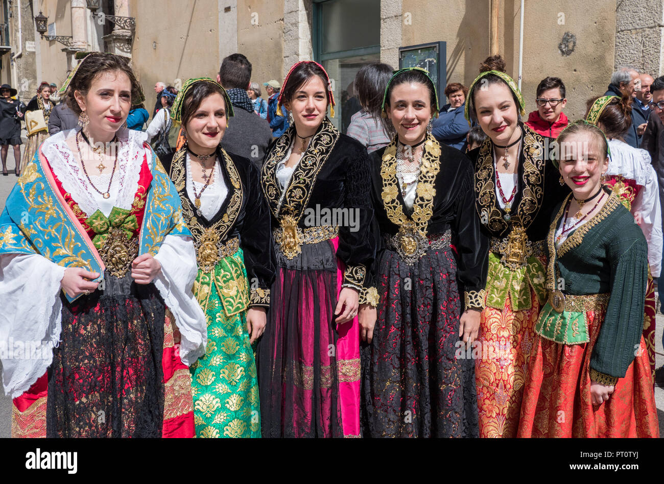 Ostern feiern in Piana degli Albanesi Dorf in Sizilien 2018. Die Mehrheit, wenn die Populatin sind hier og Albanischen Ursprung und feiert Traditiona Stockfoto