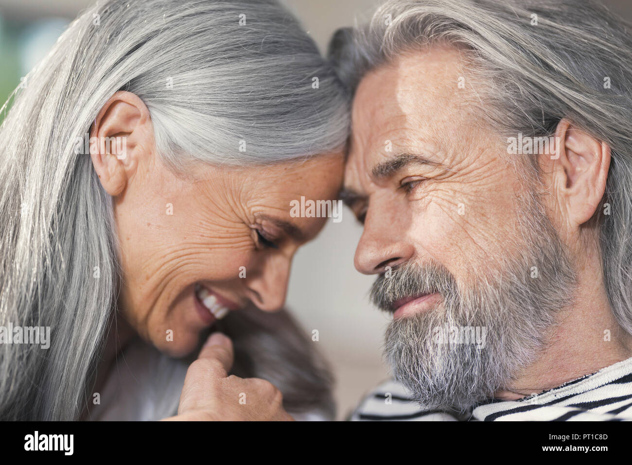 Porträt eines liebevollen senior Paar Stockfoto