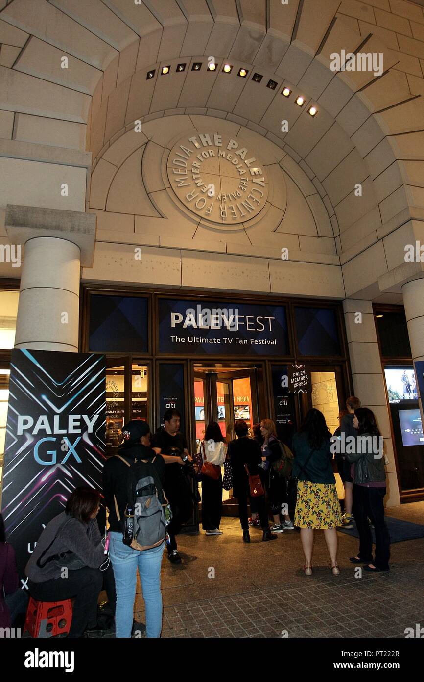 New York, USA. Okt, 2018 5. Bei der Ankunft für OUTLANDER an PaleyFest New York 2018, Paley Center für Medien, New York, NY, 5. Oktober 2018. Quelle: Steve Mack/Everett Collection/Alamy leben Nachrichten Stockfoto