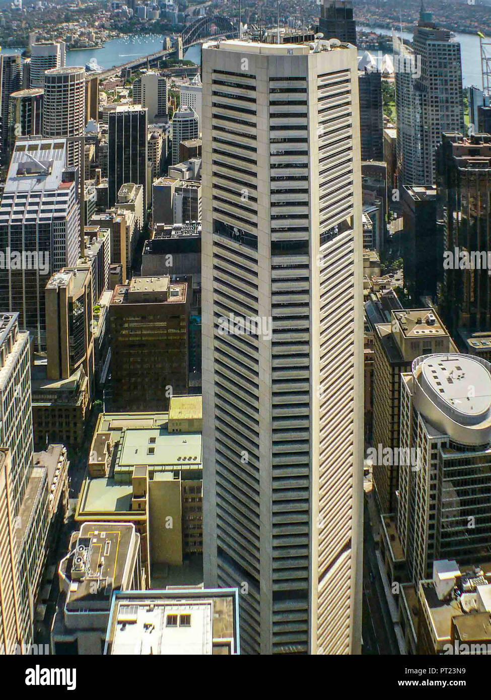 Sydney, New South Wales, Australien. 9. Nov 2008. Die 67 Level MLC-Center Tower im Herzen von Sydneys kommerziellen, rechtlichen und finanziellen Bezirk, vom Sydney Tower, dem höchsten Gebäude in Sydney, ein beliebter Beobachtungspunkt für Besucher und Touristen gesehen. Credit: Arnold Drapkin/ZUMA Draht/Alamy leben Nachrichten Stockfoto