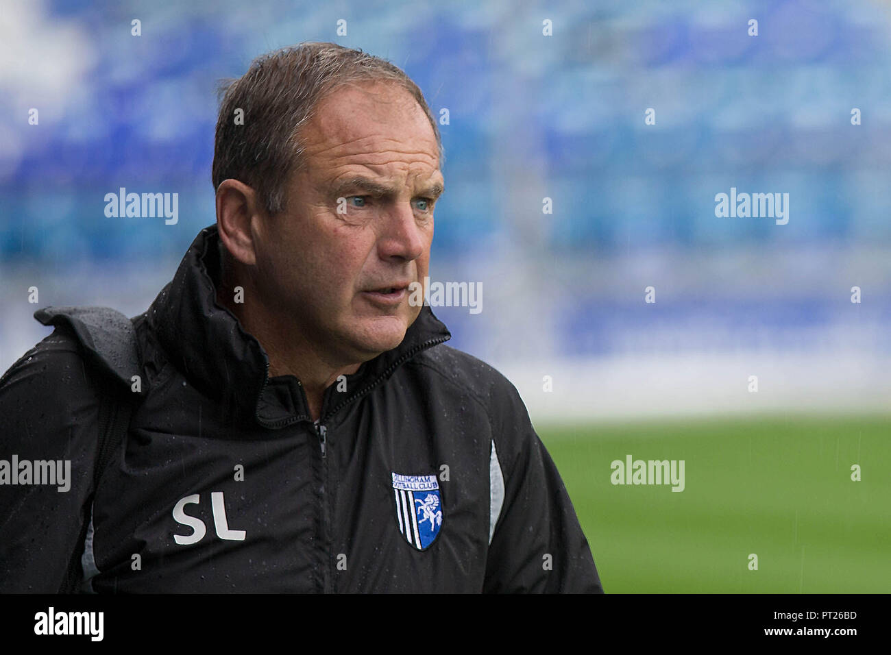 Portsmouth, Großbritannien. 06 Okt, 2018. Gillingham Manager Steve Lovell während der efl Sky Bet Liga 1 Übereinstimmung zwischen Portsmouth und Gillingham an Fratton Park, Portsmouth, England am 6. Oktober 2018. Foto von Simon Carlton. Nur die redaktionelle Nutzung, eine Lizenz für die gewerbliche Nutzung erforderlich. Keine Verwendung in Wetten, Spiele oder einer einzelnen Verein/Liga/player Publikationen. Credit: UK Sport Pics Ltd/Alamy leben Nachrichten Stockfoto