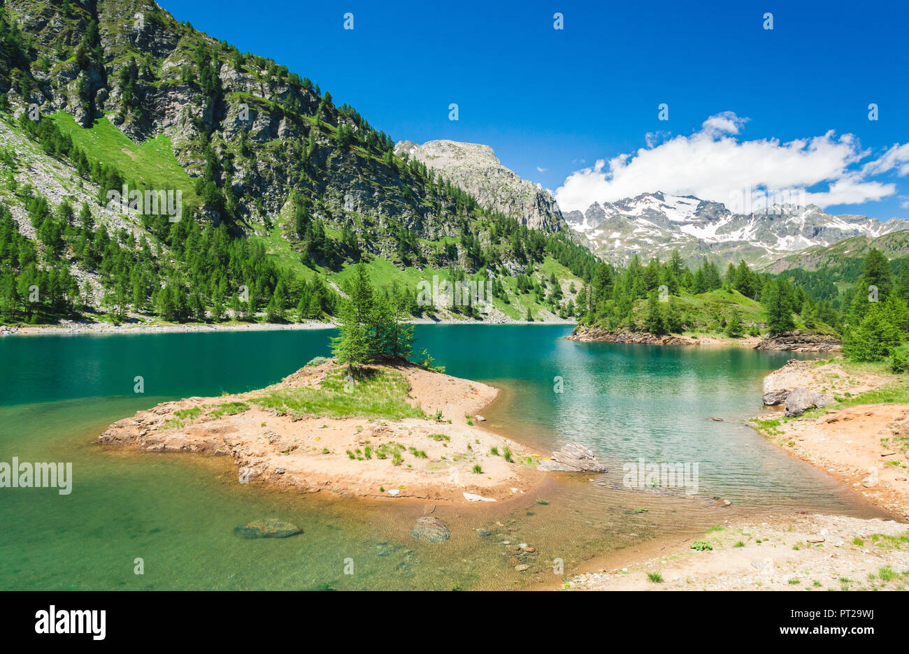 Italien Piemont Alpe Devero natürlichen Park Lake von Devero mit dem Gipfel des Pizzo Crampiolo Stockfoto